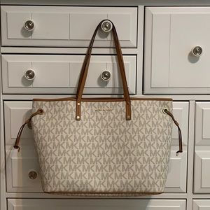 Michael Kors Tote